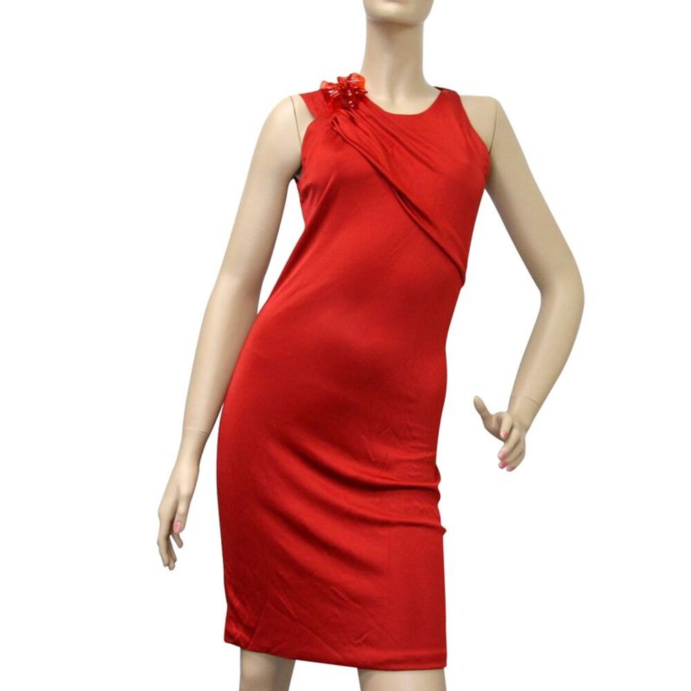 Gucci Women's Red Rayon Large Dress With Flower Brooch